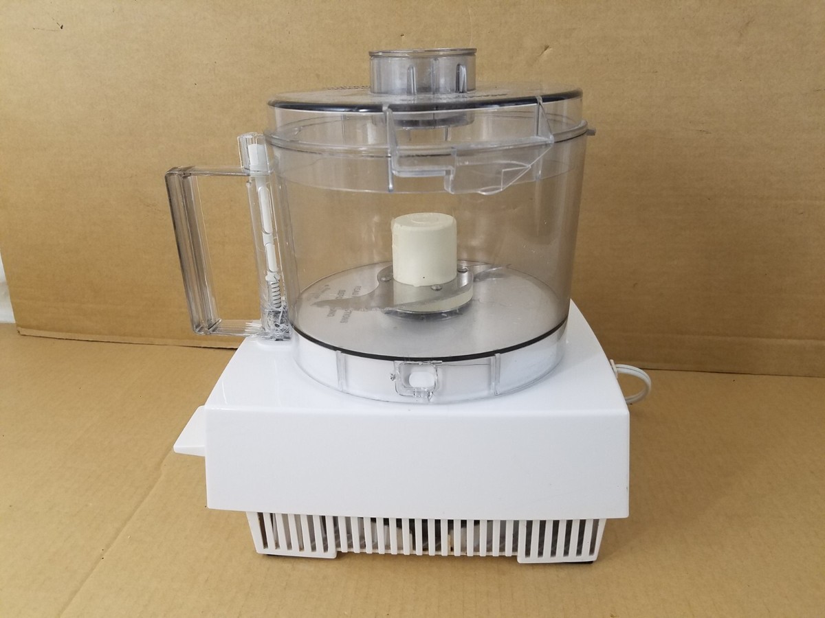Cuisinart Pro Classic DLC-10S Food Processor Chopper - Works Cuisinart Pro Classic DLC-10S Food Processor Chopper - Works