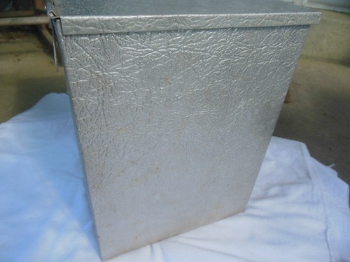 Cloister Dairies Milk Bottle Porch box Aluminum Lancaster County Ephrata PA Dair - Picture 10 of 11