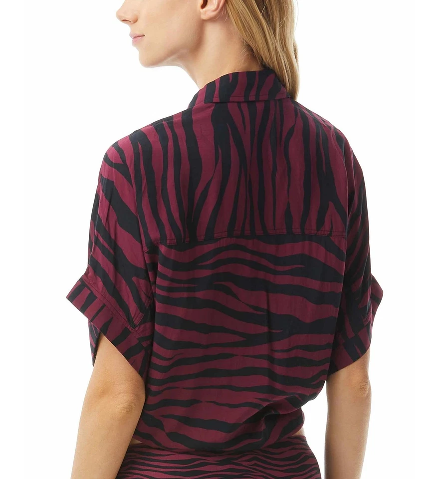 Camisa encubierta Michael Kors ESF10085 para mujer estampado animal crucero, rubí/negro, LG Foto 2 de 2