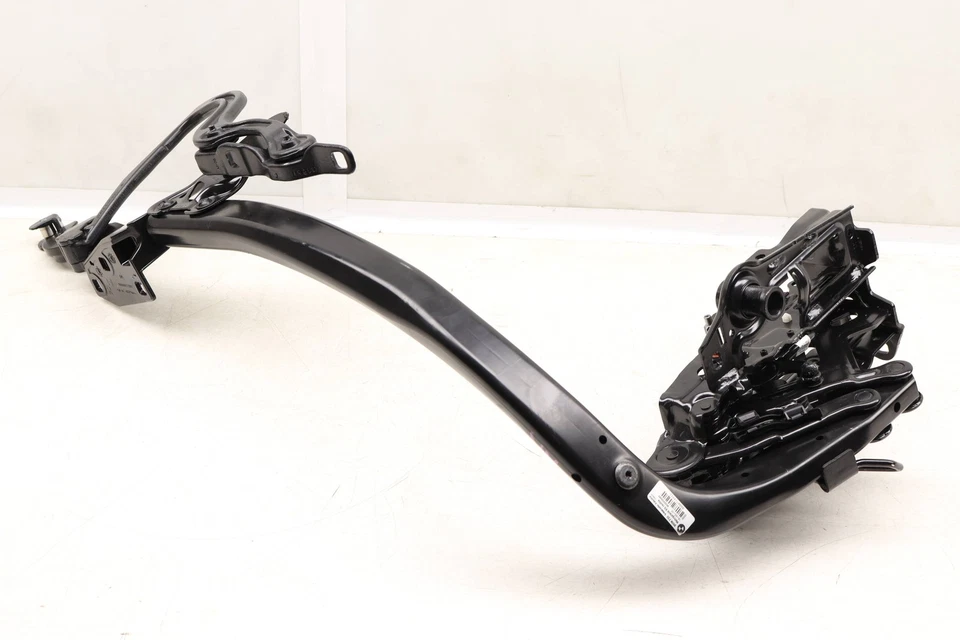 2015-2016 BMW 435I XDRIVE - REAR Right Convertible TOP Hinge Assembly 7401032 - Image 2 of 4