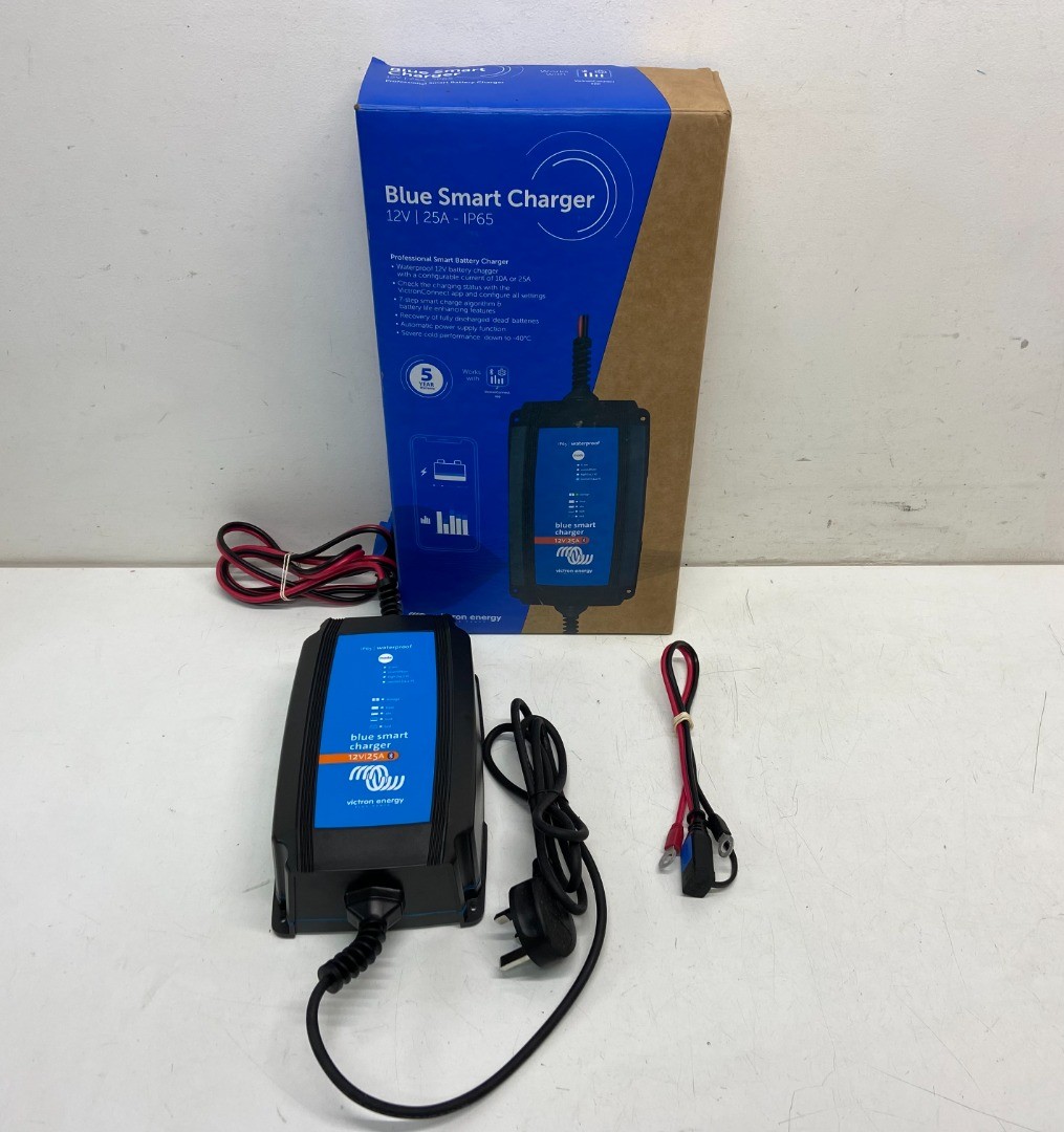 Victron Energy 12V 25A Blue Smart Charger