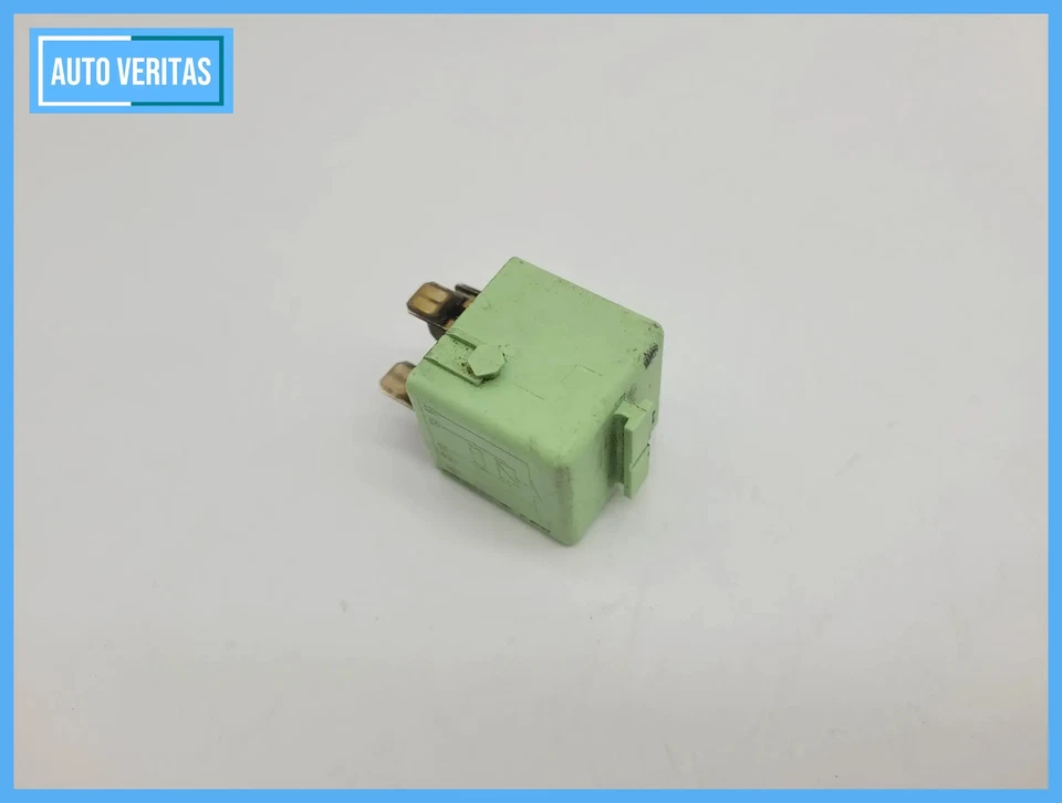 Original BMW 3er/5er E36/E39/E46 etc Relay Green, 61.36-8373700 - Image 4 of 4