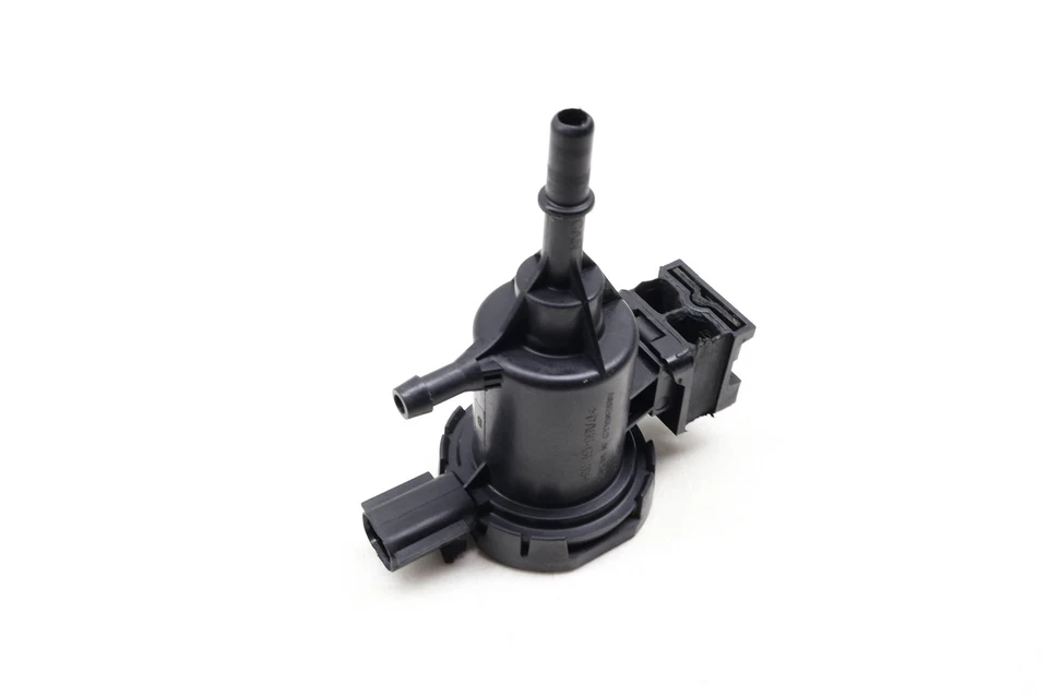 2014-2017 MERCEDES-BENZ S500 - Charcoal FUEL Vapor Canister Valve 0004760600 - Image 2 of 4