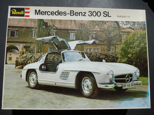 1:12 Revell H-1285 Mercedes-Benz 300 SL SOME (heat?) DAMAGE ON THE AIR INTAKES