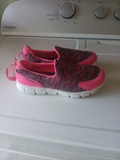 Girls Sz 4 Danskin Now Memory Foam Comfort Multicolor Slip on Walking Shoes NWT