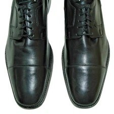 Sz 11 M JOHNSTON & MURPHY Men's Black Leather Dress Shoes, Cap Toe Derby Blucher