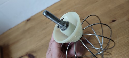 Vintage Kenwood Chef Balloon Whisk Attachment from KM201 Mixer (Sold Seperately) - Picture 6 of 9