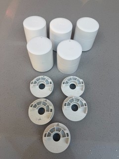 5 x Tado Radiator valves (v3) | hub included | with adapters