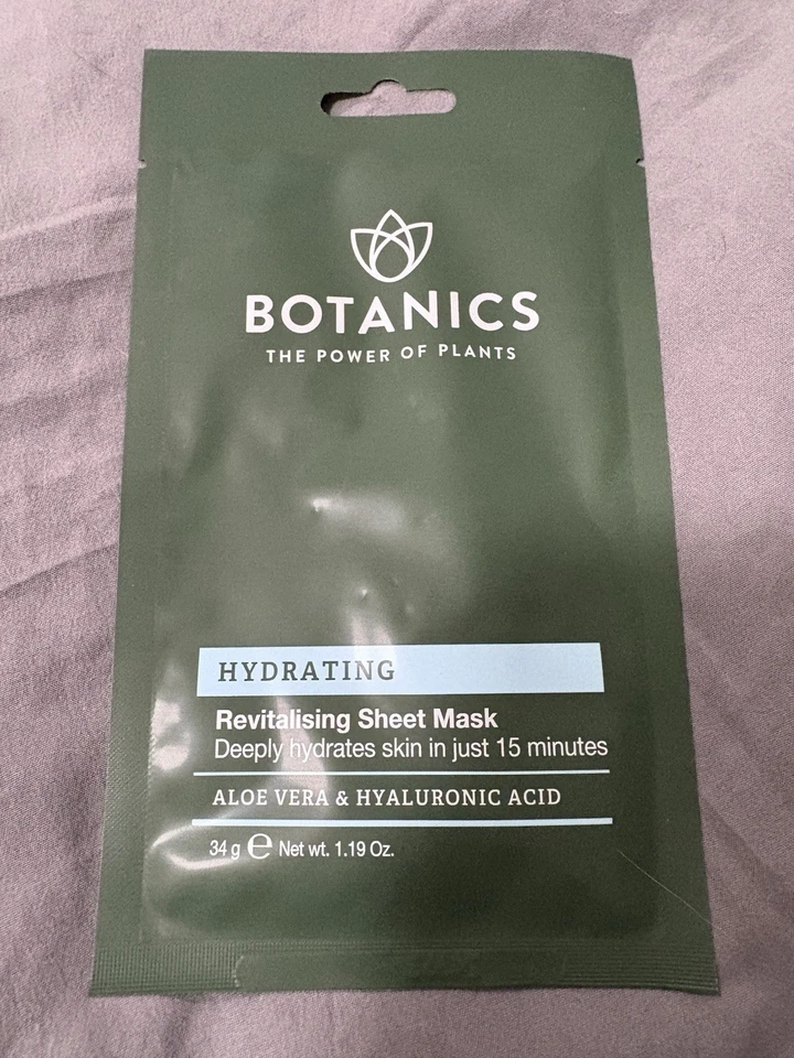AUTÉNTICAS Mascarillas Hoja Botánica Lote 12 Piezas Total 2 Mascarillas Diferentes Foto 2 de 3