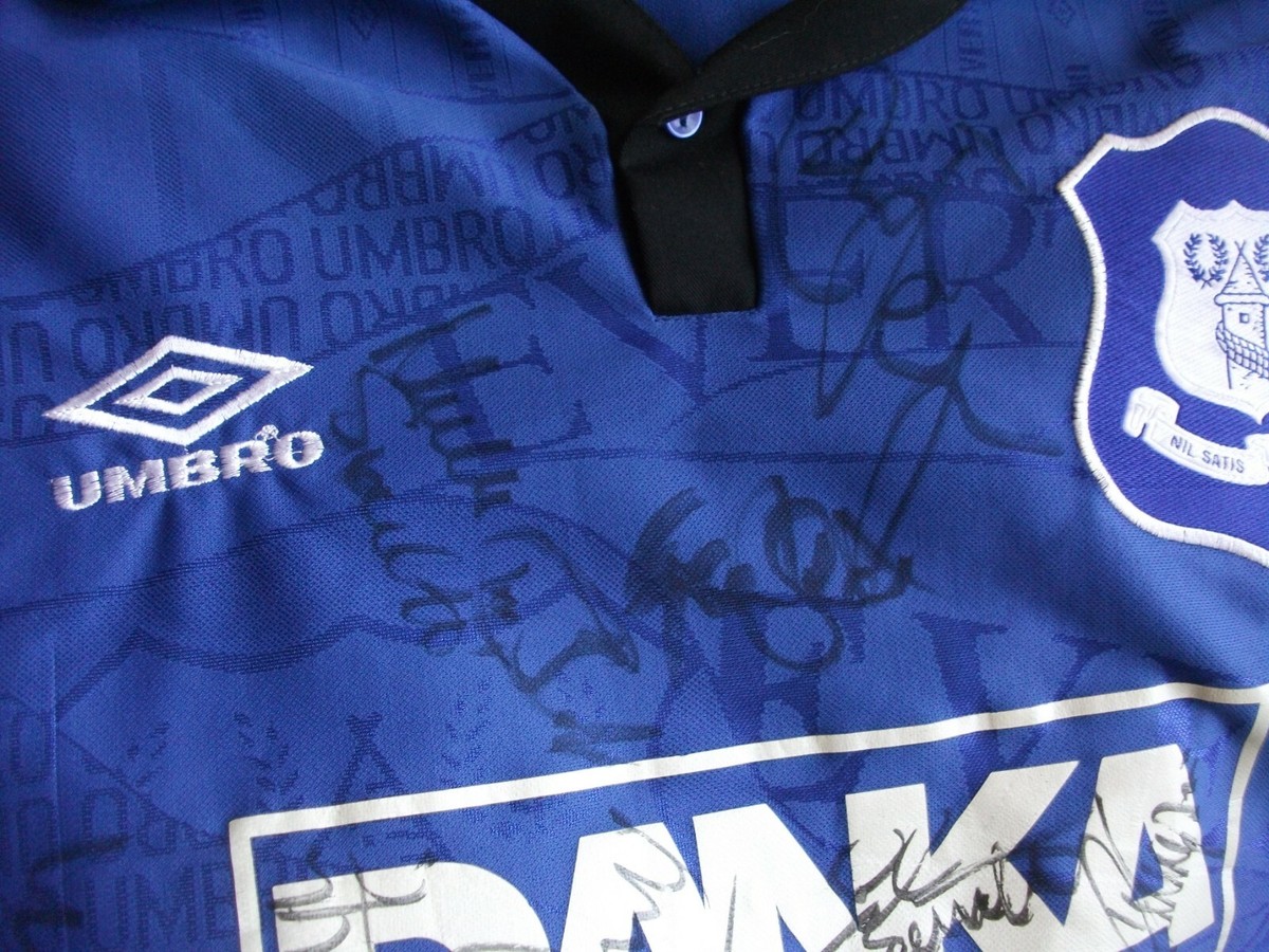 1995-97シーズン エバートンUmbro ホームユニフォーム Cult Kits on X: 