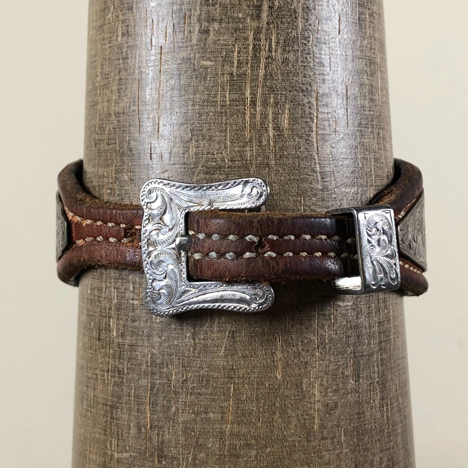 Reloj Montana Silversmiths Mujer Vestido Tanque Cuero Marrón Cuarzo 21mm 6 3/4" Foto 4 de 4