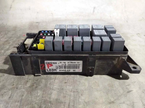 0K53H Caja Reles/Fusibles para KIA CARNIVAL II (FL) 2.9 CRDi LX 110303 - Imagen 3 de 10