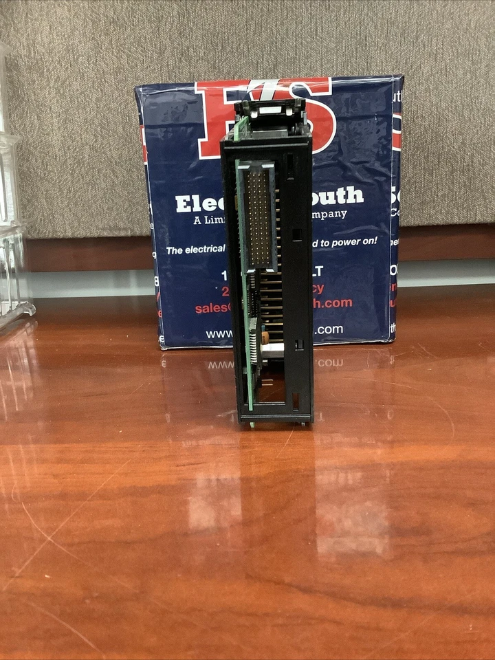 Spectrum Control ControlLogix 1756sc-IF8H P/N 9060035 - Image 3 of 4