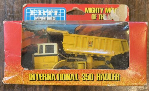 VINTAGE 1/80 ERTL INTERNATIONAL IH 350 HAULER DUMP MIGHT MOVERS OF THE WORLD - Picture 5 of 7