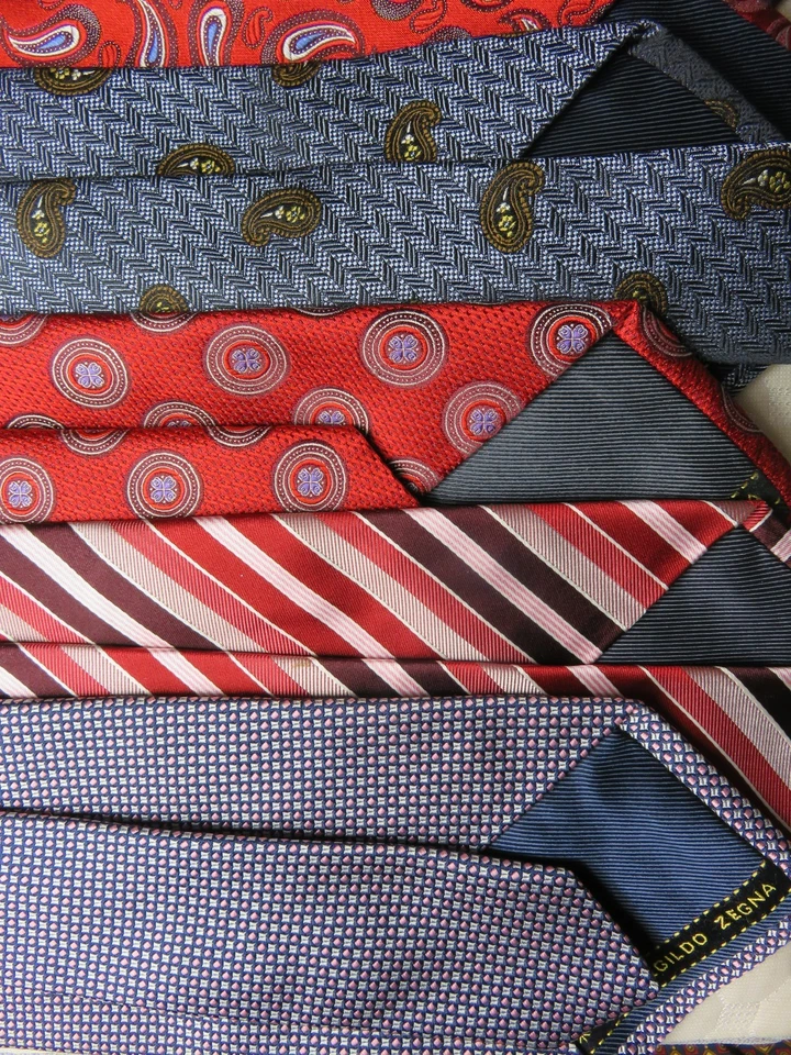 Corbatas Ermenegildo Zegna Hechas en Italia Lote 12 Diseñador Rayas/Abstractas/Paisley Usadas en Excelente Condición Foto 4 de 4