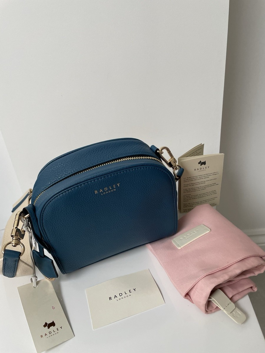 Radley Arden Crescent Deep Sea/Teal Zip Around Crossbody Leather Bag BNWT  NEW