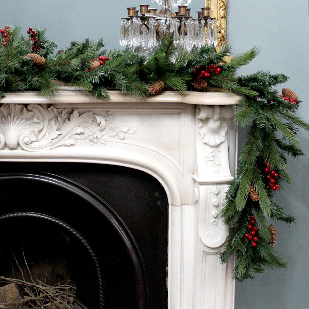 Umind Berry and Pinecone Garland – 2.7m