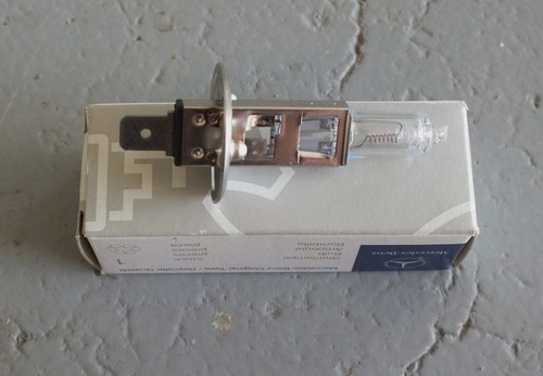 8 x Mercedes Benz / Tungsram H1 24v 70w Bulbs - Picture 3 of 4