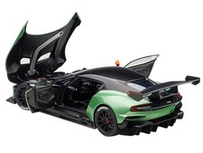 Autoart 70263 Aston Martin Vulcan Apple Tree Green Metallic 1/18