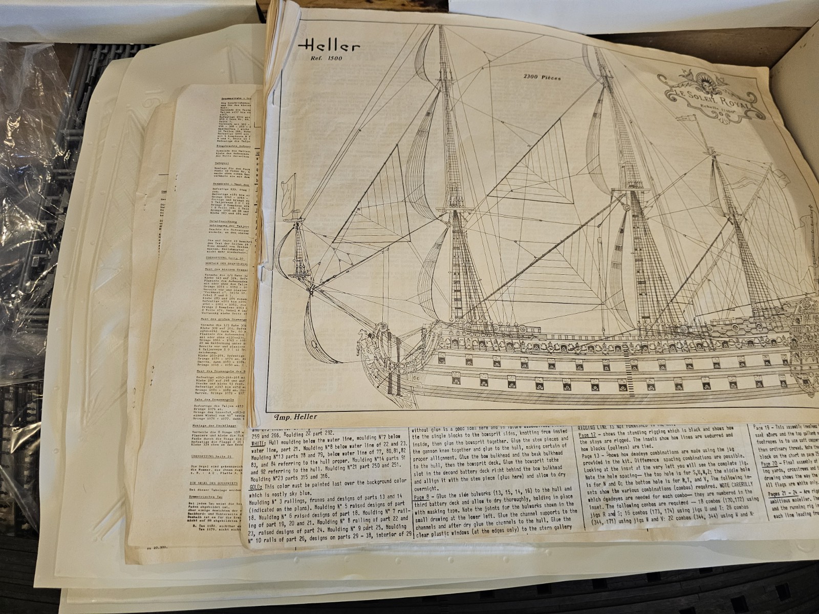 RARE Heller Echelle 1/100 Scale Le Soleil Royal 2300 Pc Model Ship 77cm X 74cm