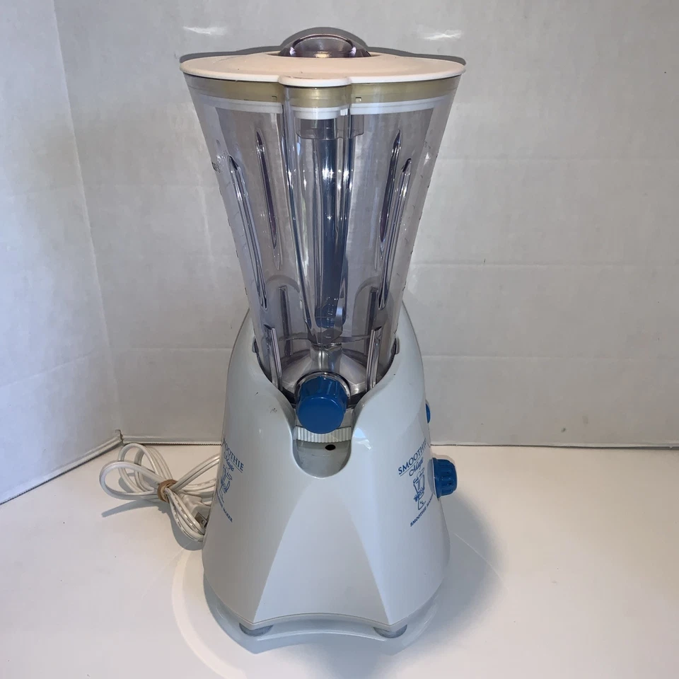 Batidora profesional para el hogar Smoothie Magic modelo #1019 6 tazas. Foto 3 de 4