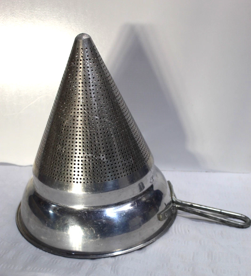 Vintage 50's USA Wearever Aluminum Cone Sieve Colander Strainer (no stand)