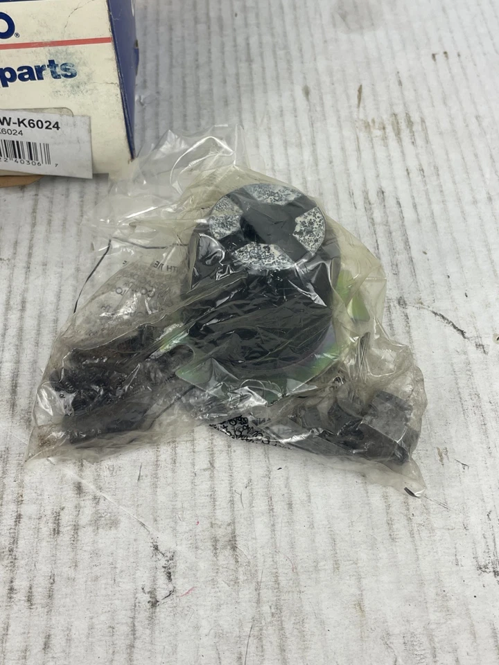 Junta de rótula de suspensión superior delantera para camiones GM de los años 60-70 en la tabla; Bravo # K6024 Foto 3 de 4