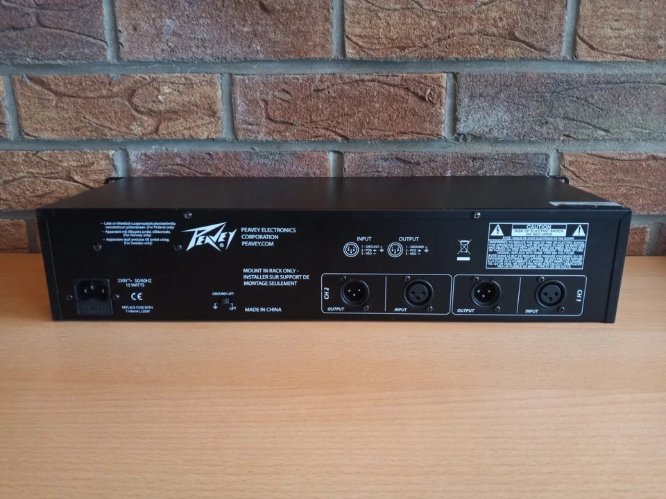 Peavey PV231EQ - Graphic Equalizer & Warranty - Dual 31 Band Music Sound Club EQ - Image 4 of 4