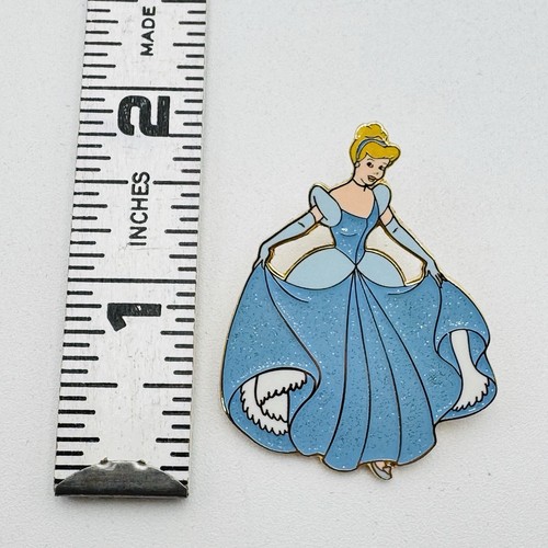 Walt Disney Cinderella Pin Sparkle Dress Princess 2002 VINTAGE - Picture 3 of 10