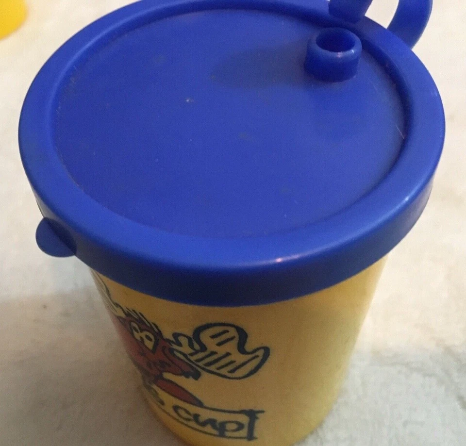 Vaso de apertura de pajita IKEA para niños con tapa (juego de 2) reducido Foto 4 de 4