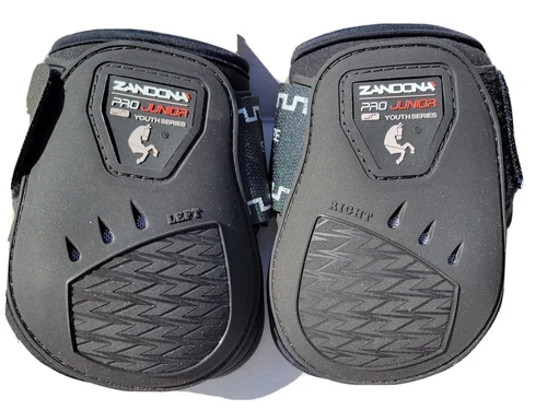 BRAND NEW ZANDONA CARBON AIR JUNIOR FETLOCK BOOTS BLACK (SIZE SMALL)