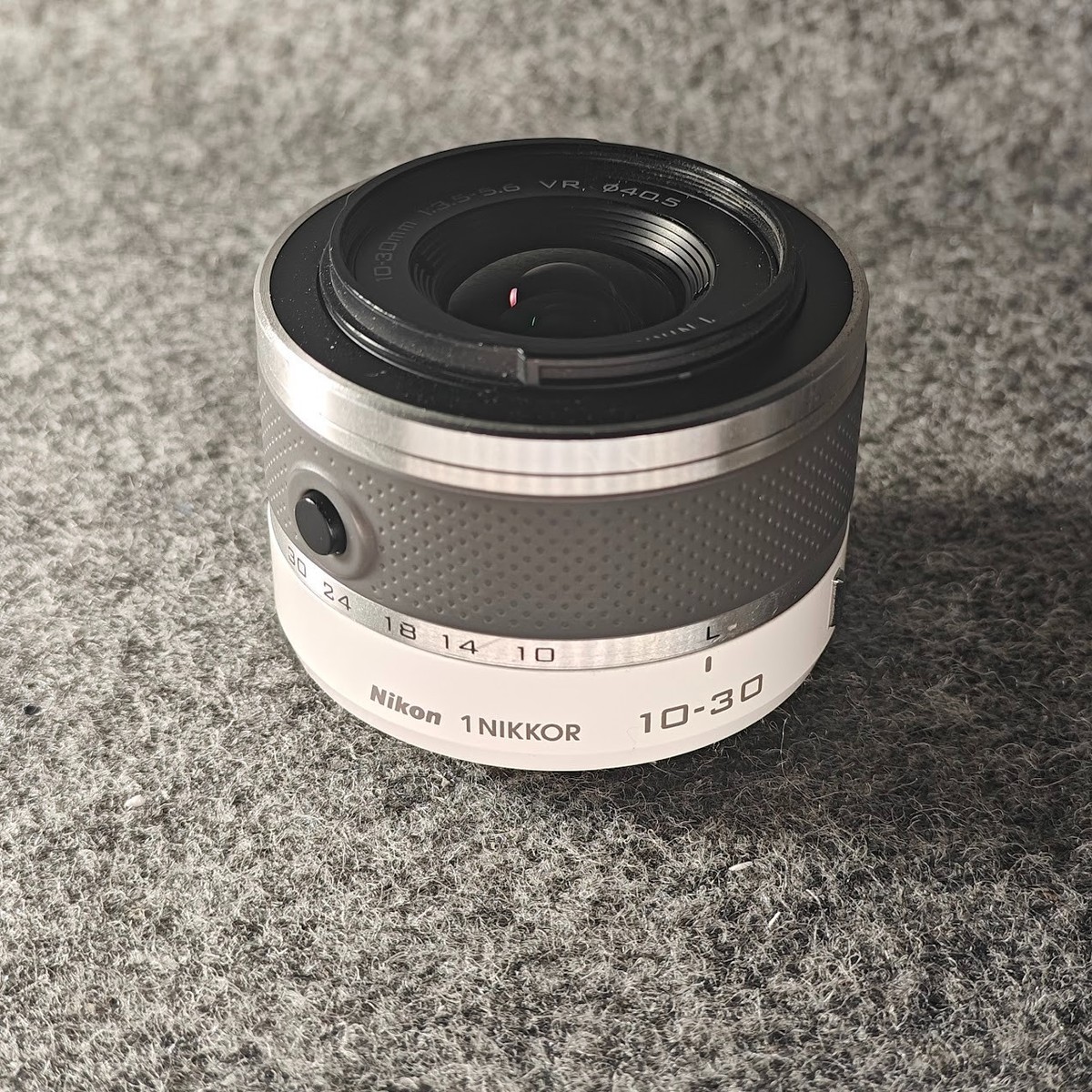 Nikon Nikkor 10-30mm f/3.5-5.6 VR Lens For Nikon 1 System, White