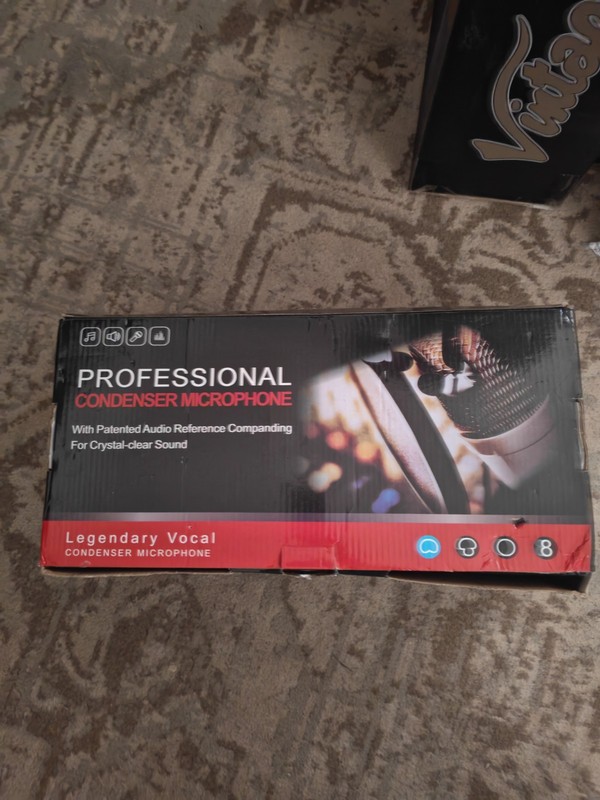 Professional Condenser Microphone Kit (2 Micro Phones). Podcasting Etc.