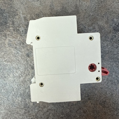 LVE Main Switch Disconnector 100 Amp Double Pole Isolator 100A MS2100 - Picture 2 of 4