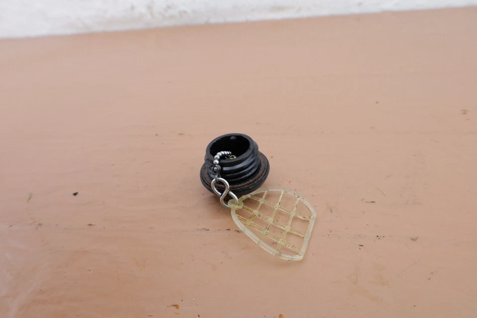 Tapa de aceite para motosierra Shindaiwa 488 OEM Foto 3 de 4