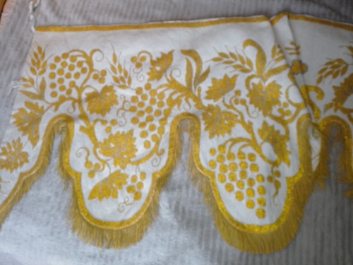 ANTEPENDIUM AUTEL/IHS/BRODERIE FAIT MAIN/PERLES DE ROCAILLE/DEBUT XXè/ 175x52 cm - Picture 7 of 9