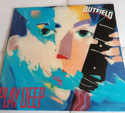 THE OUTFIELD PLAY DEEP VINYL RECORD LP C40027 (1985) VG+/EX FREE UK P+P - LOOK
