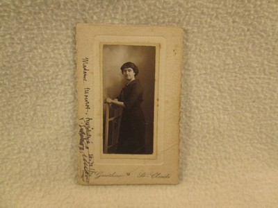 PHOTO CDV - woman of clique profile F GAUTHIER SAINT CLAUDE REF/PH201