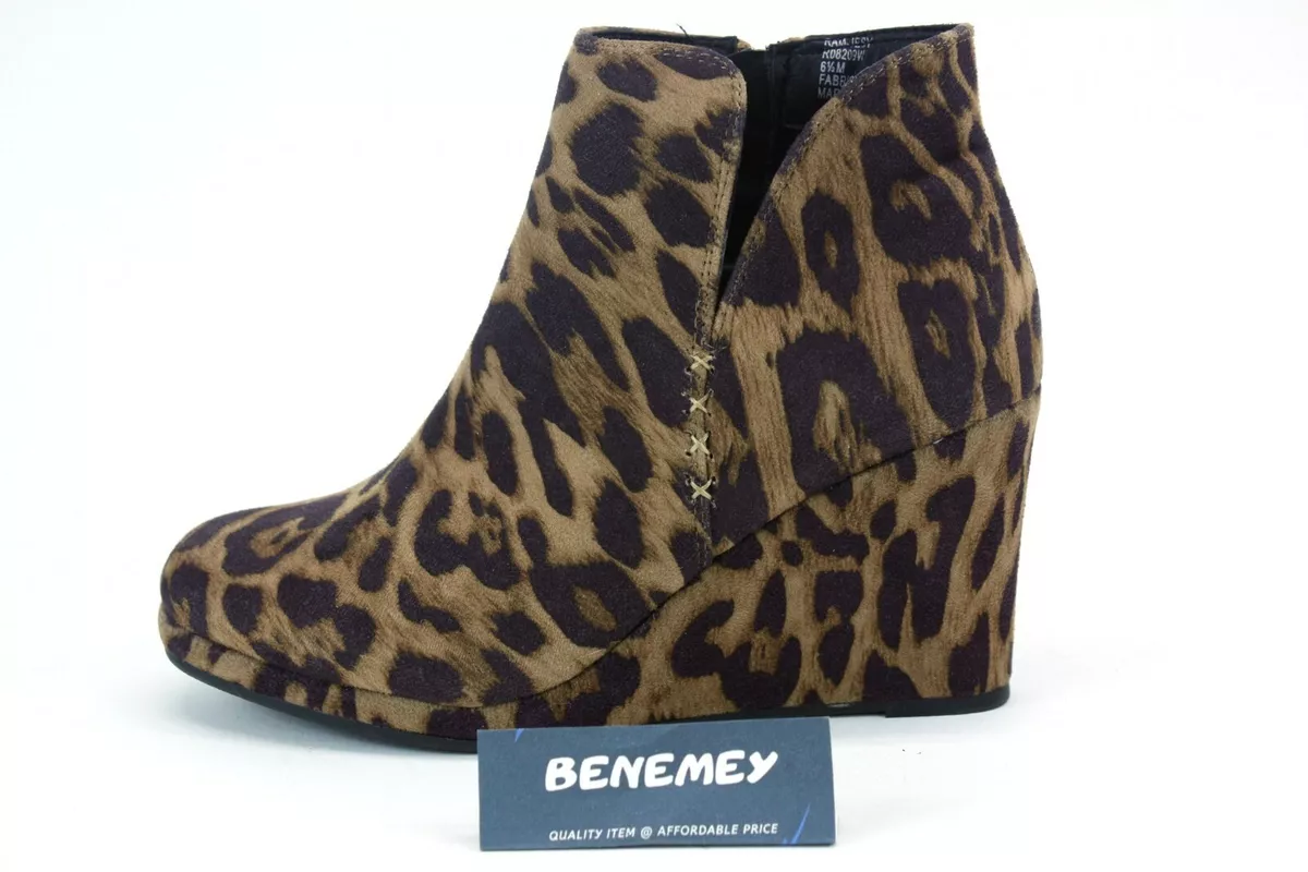 Rampage Women Boots Jesy Size 6.5 Toe Ankle Fashion Suede Round