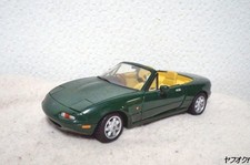 Kyosho Mazda MX-5 Miata Eunos Roadster NA 1/18 scale diecast model car