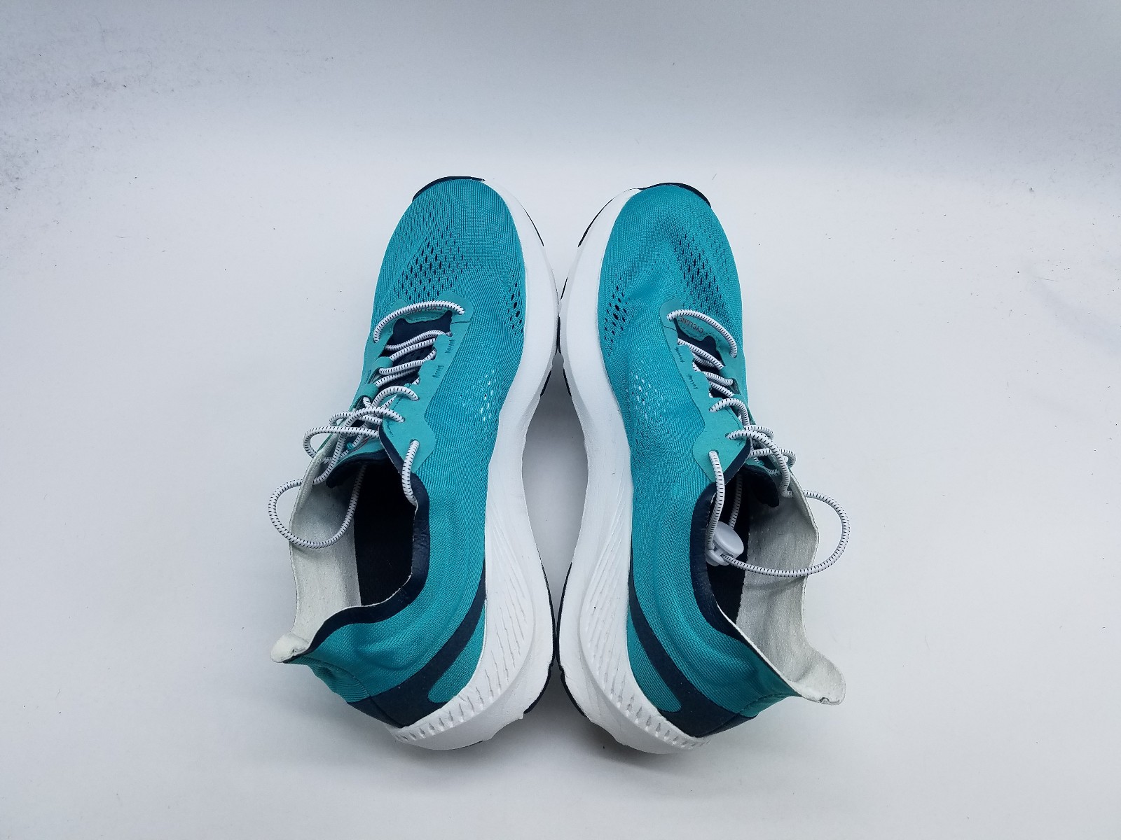 Topo Cyclone Men's Size 8 Running Shoes Cyan Red