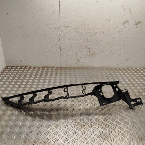 BMW X5 E70 2010 Vorne rechts Halterung Kotflügel 7157990 PTM4399