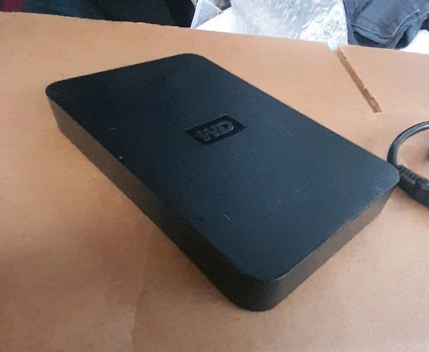 Western Digital Elements WD 5TB Portable External Hard Drive - Image 2 of 3