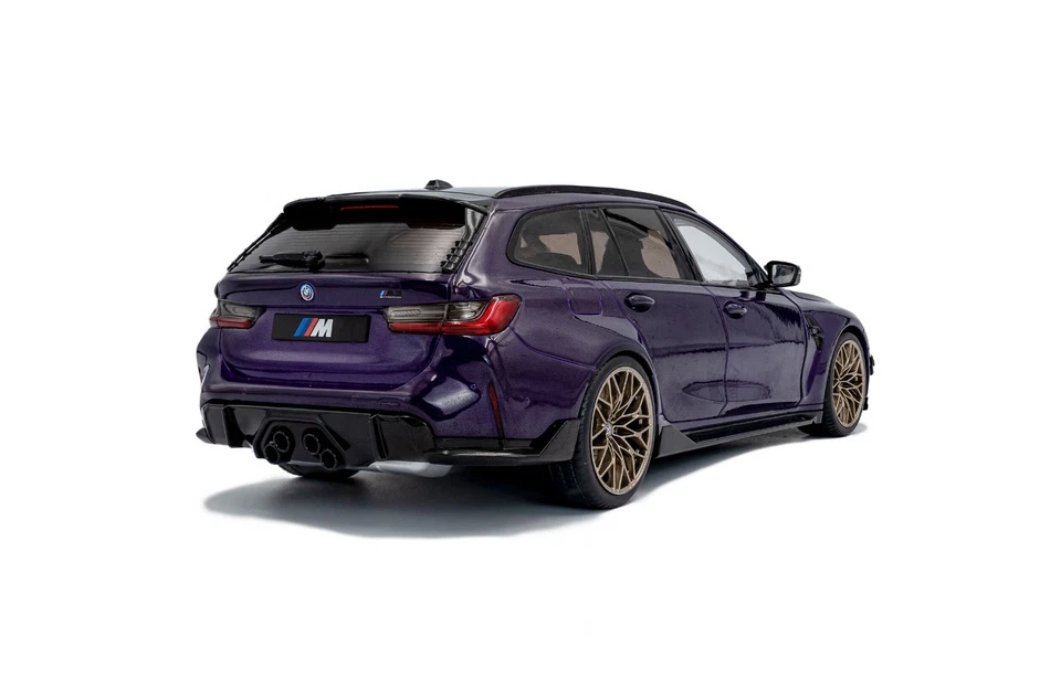 Solido 2024 BMW M3 M-Performance G81 Touring Wagon Twilight Purple Pearl 1:18 - Image 4 of 4