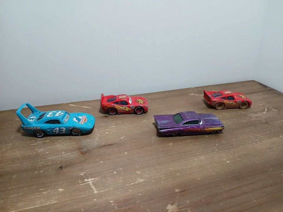 Disney Pixar Cars Character Figures Die-Cast Vehicles Collection Mattel Lot of 4 Foto 3 de 4