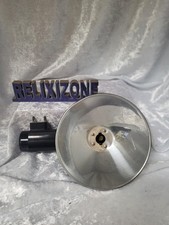 Vintage Camera Flash Unit w/ Reflector  Plug   Untested   For Parts or Display