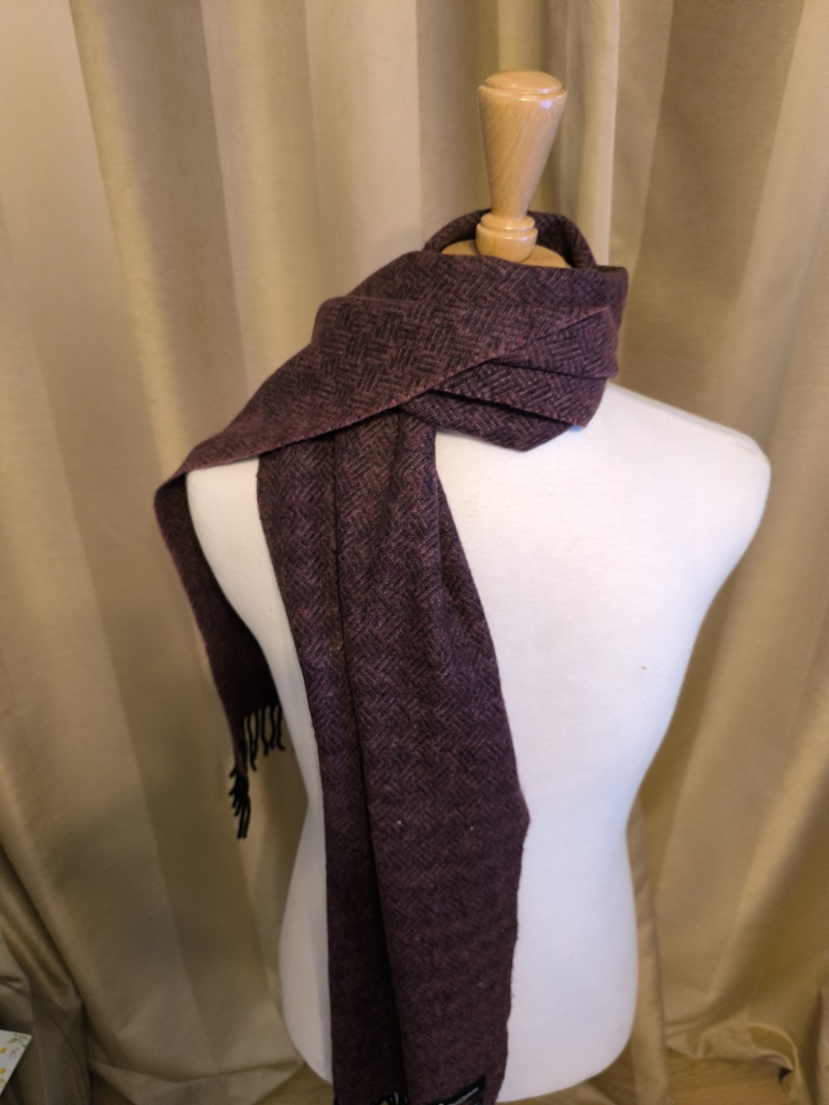 Vintage Aquascutum Scarf lovely vintage piece image 10