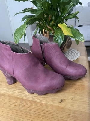 El Naturalista Women's Leather Ankle Boots Burgundy, UK Size 6 - Image 1 of 4
