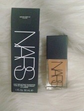 Nars Huahine 2.6 (Medium-Deep) Light Reflecti...