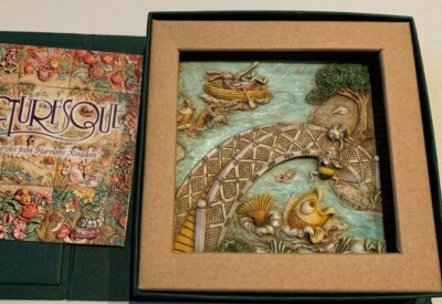 Harmony Kingdom Byron's Secret Garden Bumble's Bridge malerische 3D-Fliese verpackt